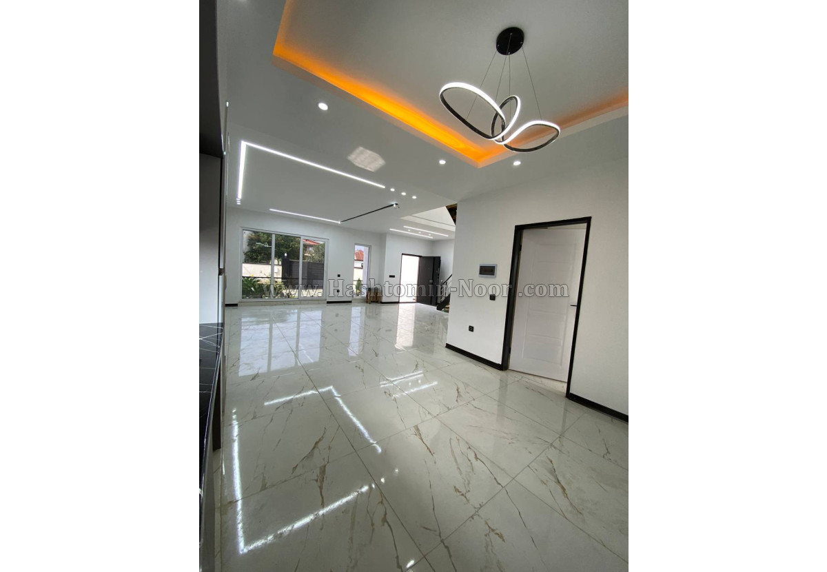 ویلا دوبلکس با مدارک کامل منطقه جنگلی نعمت آباد